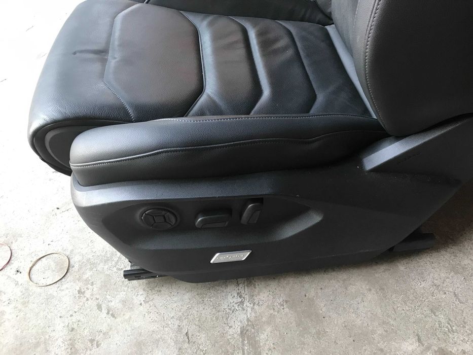 салон, сидіння, сидение на Touareg CR. R-line. ТУАРЕГ 3