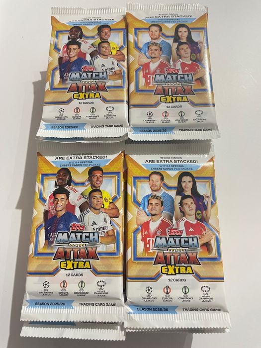 61 sztuk saszetek Topps Match Attax Extra 2025/26