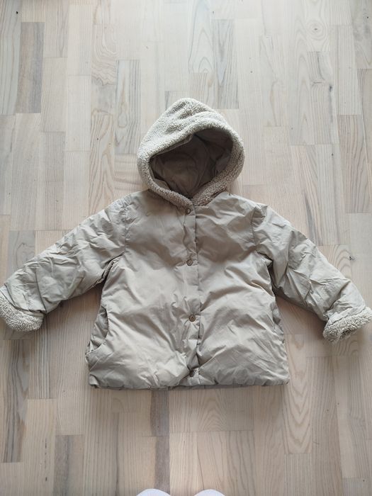 Beżowa kremowa kurtka puchowa dla chłopca Zara oversize ciepła zimowa