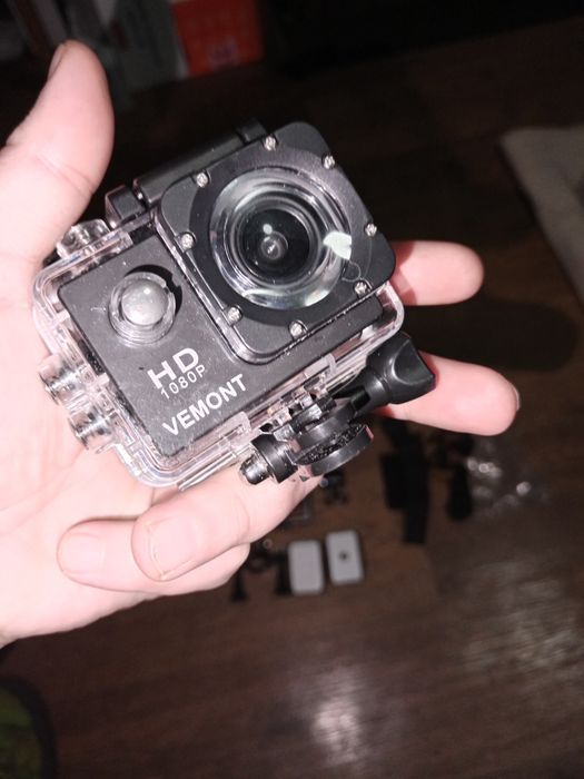 Мини экшен камера VEMONT для туризма, спорта,вело, мото