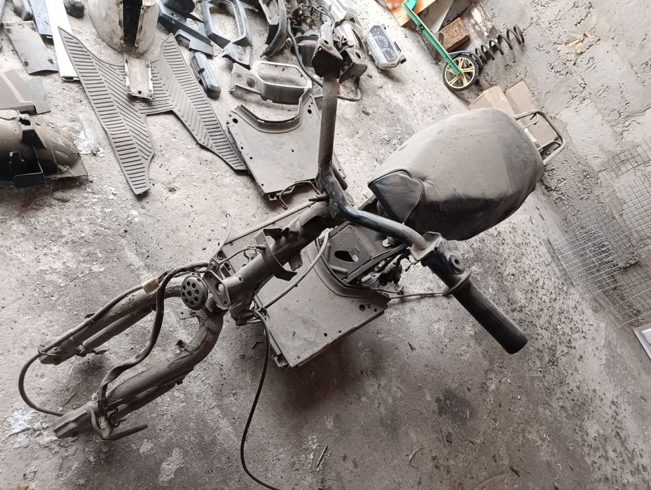 Honda lead SS запчастини