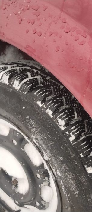 Продам Volkswagen Passat B3 універсал.
На ходу, мотор працює, коробка