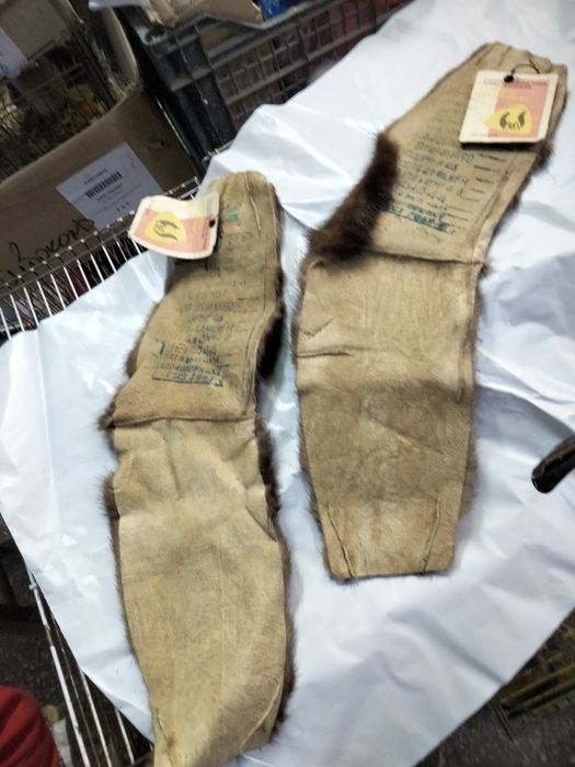 Норка на воротник.