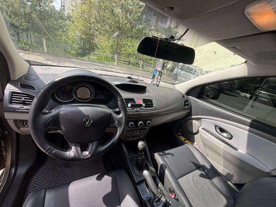 Рено Меган Megan 3 2010 1,5cdi