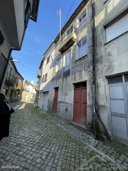 Moradia para Restaurar T3 Venda em Arcozelo,Gouveia