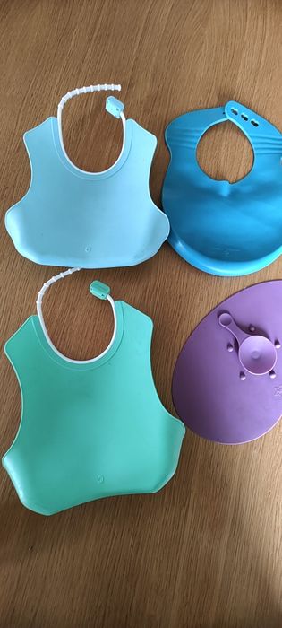 Śliniaki zestaw plus podkładka pod miskę