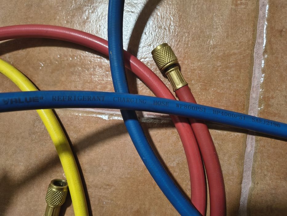 Mangueiras refrigeração com válvula - VALUE