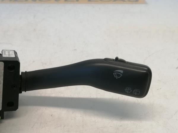Conjunto / manetes de luzes e limpa vidros VOLKSWAGEN Golf IV (1J1)