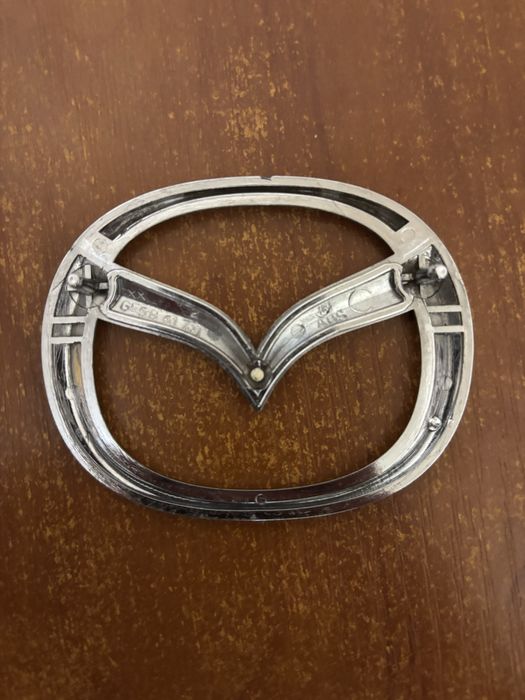 Эмблема значок шильдик Mazda 2  3  6