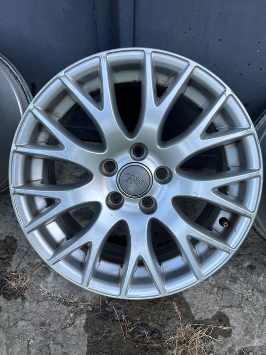 Продам диски Audi R17