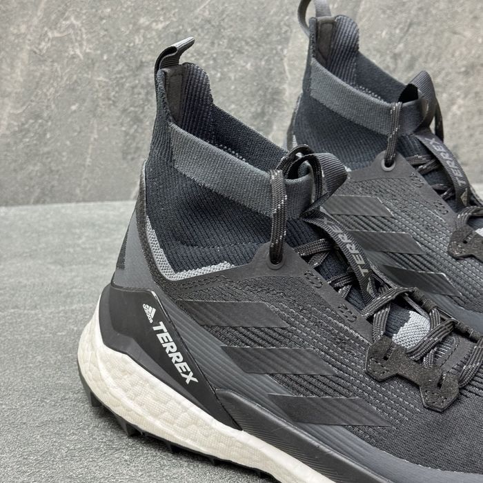 ОРИГІНАЛ 100% Кросівки адідас Adidas GY8920 /39р.