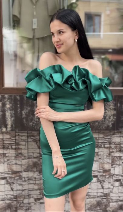 Випускна сукня, вечірне, святкова сукня,