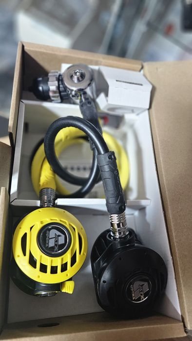 Apeks Ds4 ATX40  z octopusem