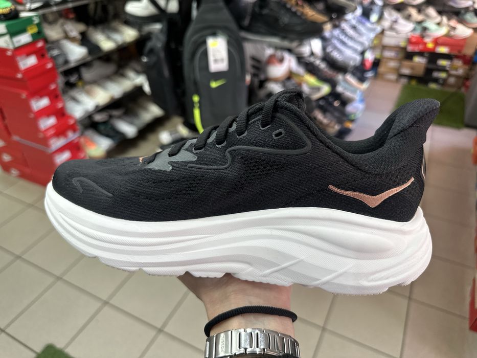 Кросівки Hoka Clifton 10 ( РОЗМІР 38 2/3 )