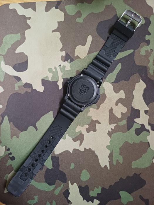 Luminox G Sea Bass Carbonox годинник