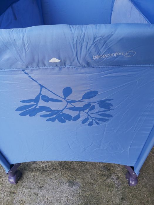 Cama de viagem/parque da bebeconfort