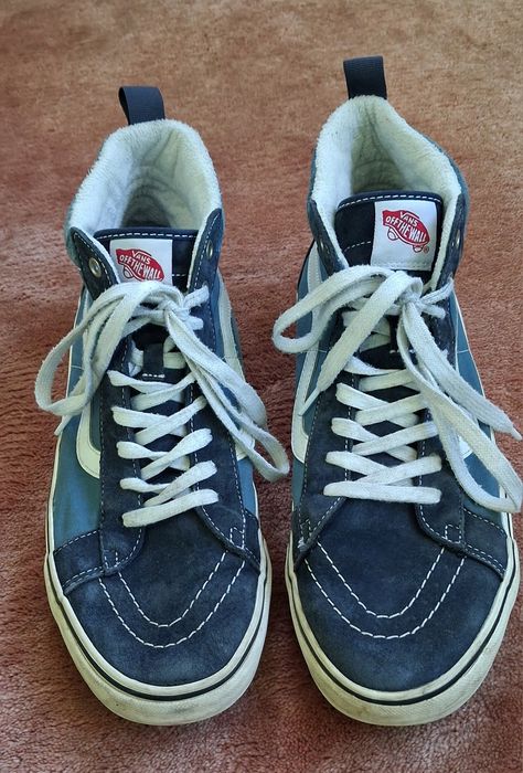 Продам кросівки Vans у хорошому стані