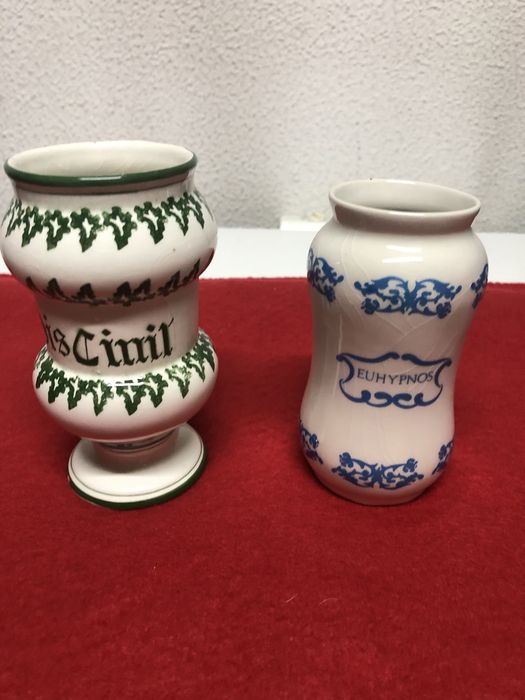 Peças em louça de Farmácia antigas