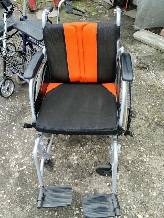 Wózek inwalidzki