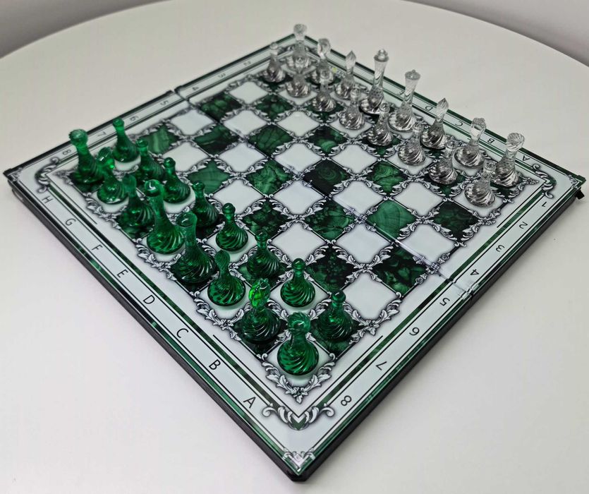 Шахматы из стекла, стеклянные. Шахи зі скла, скляні. Дизайн под заказ.