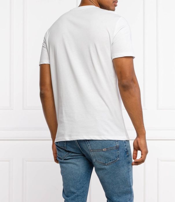 Футболка Armani Exchange