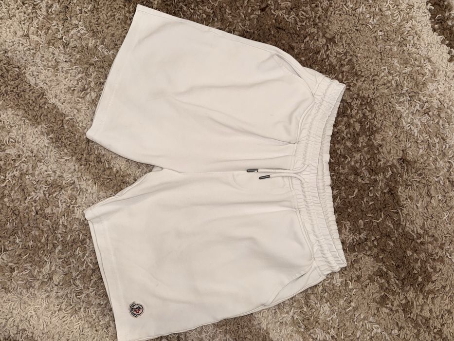 Шорти Moncler size l