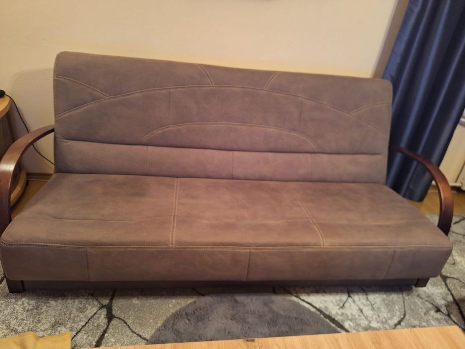 Wersalka, kanapa, sofa - mebel do leżenia w dzień i w nocy