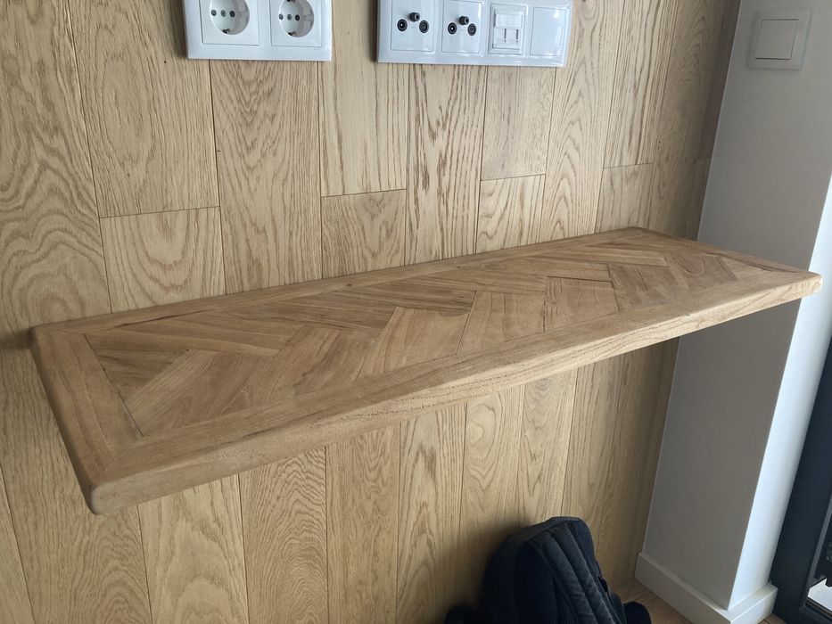 Prateleira em madeira reciclada