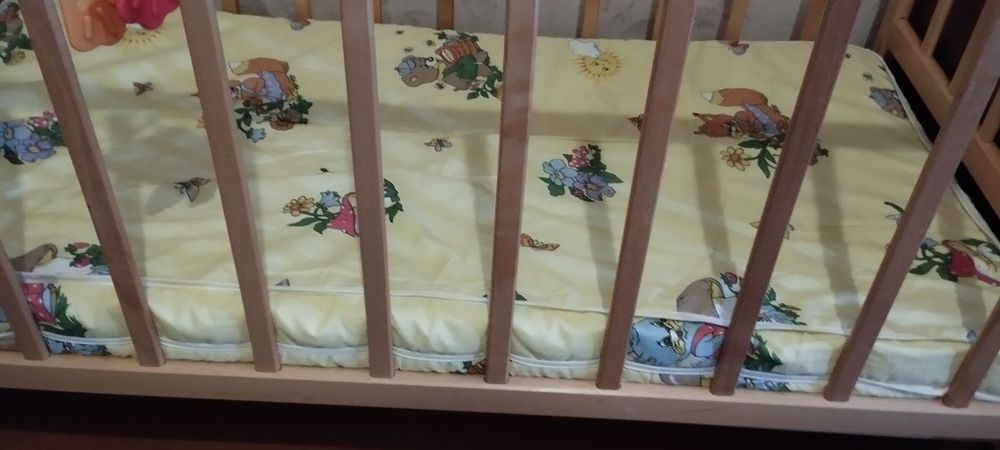 Продам манеж+матрац