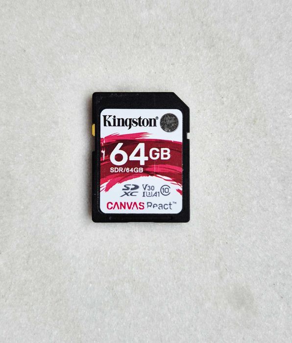 Cartão de memória SD Kingston Canvas React 64GB