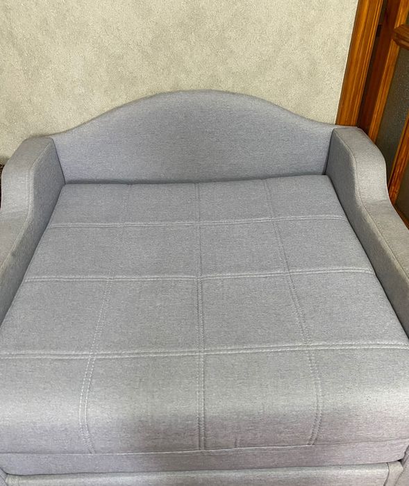 Диван,крісло розкладний