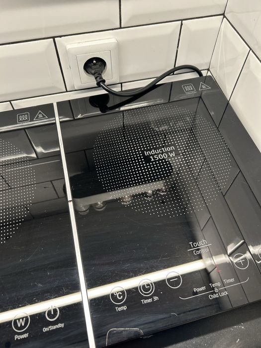 Płyta indukcyjna wolnostojąca przenośna Koenic