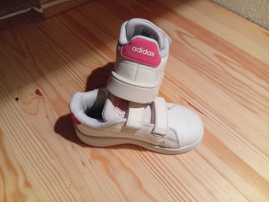 Tenis criança, Adidas, TAM. 23