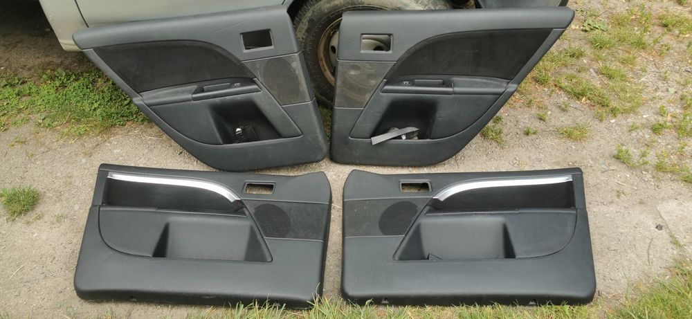 Mondeo mk3 lift tapicerka boczki boczek drzwi