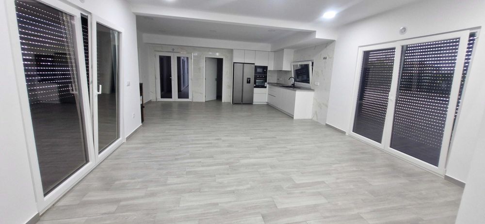 Moradia T5 à venda em Atalaia e Alto Estanqueiro-Jardia, Montijo — foto 2