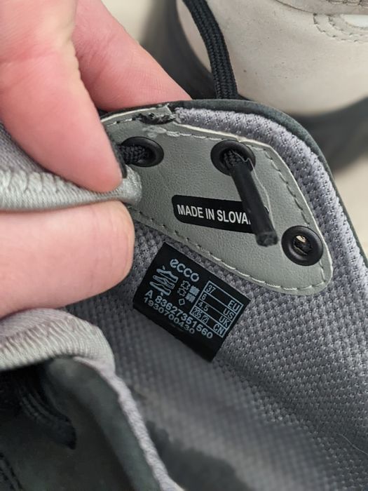 Жіночі кросівки ecco