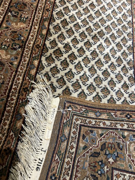 Tapete oriental indiano, em pura lã feito à mao,original,lavado.201x73