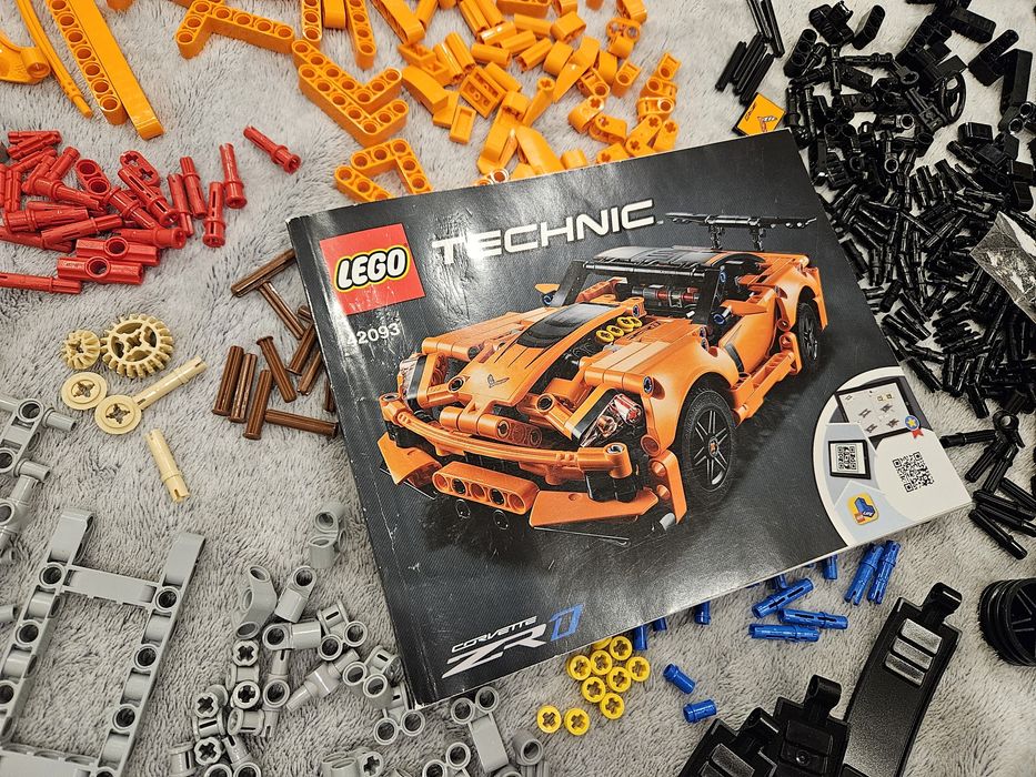 LEGO  Technic 41679 Chevrolet Corvette ZR1