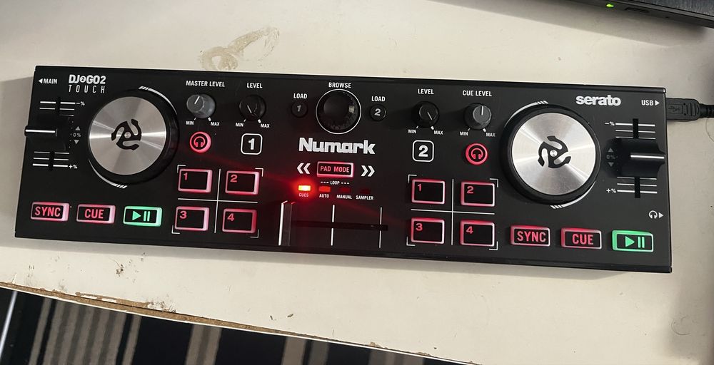 Numark DJ2GO2 Touch