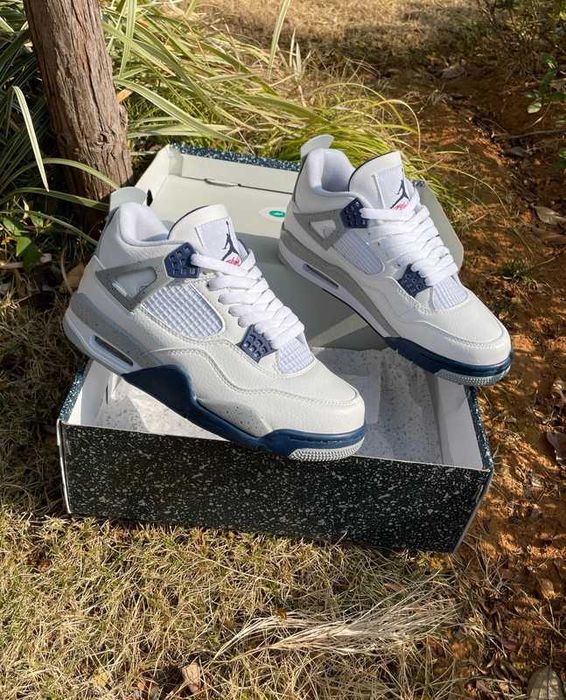 Jordan 4 Retro Midnight Navy Rozmiar 43