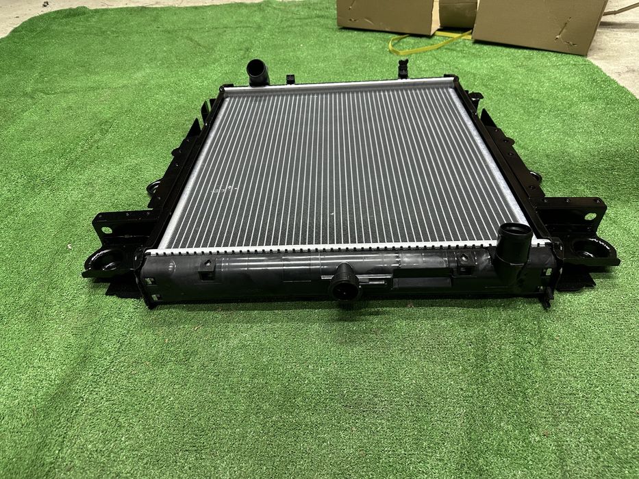 Радіатор Toyota Land Cruiser 70 series 76,78,79