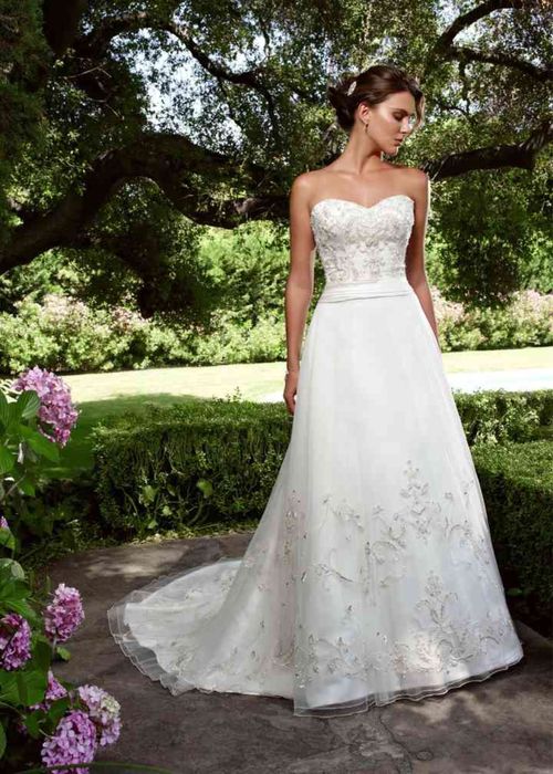 Весільна сукня Casablanca Bridal XS