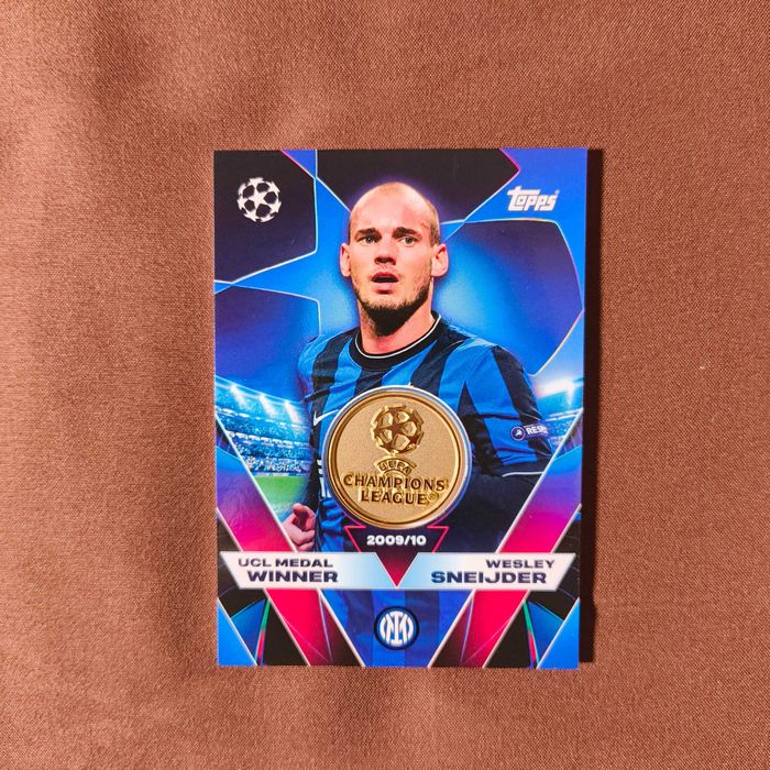 Carta Wesley Sneijder UCL Medal Winner Relic