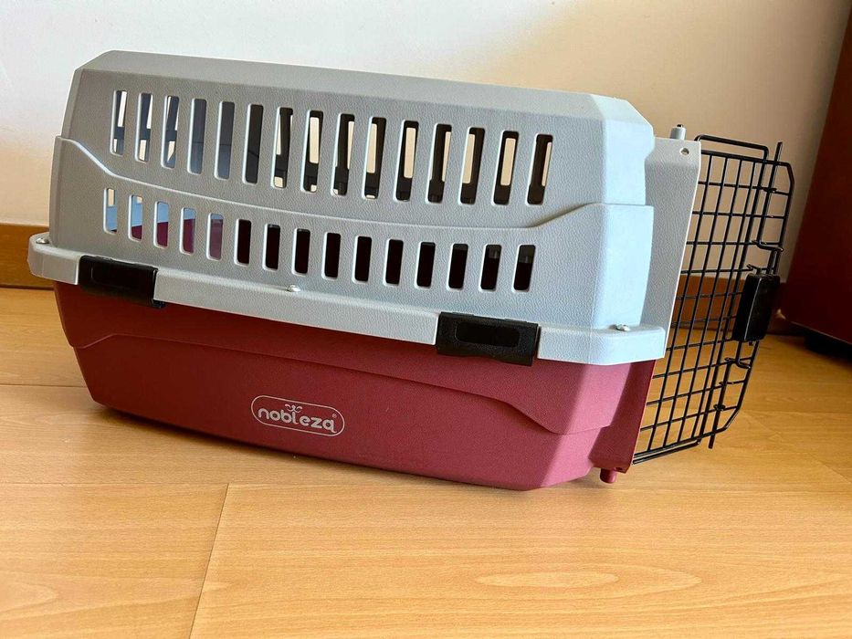 Transportadora para Cão/Gato NOBLEZA Red M