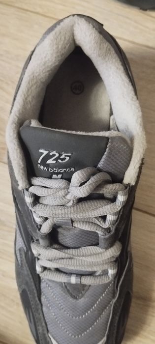 Кросівки New Balance 725