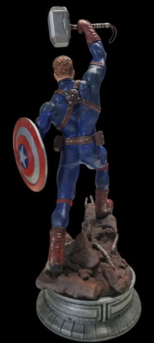 Estátua Capitão América em.Resina