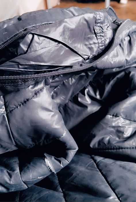 Продам куртку на мальчика, 140, США