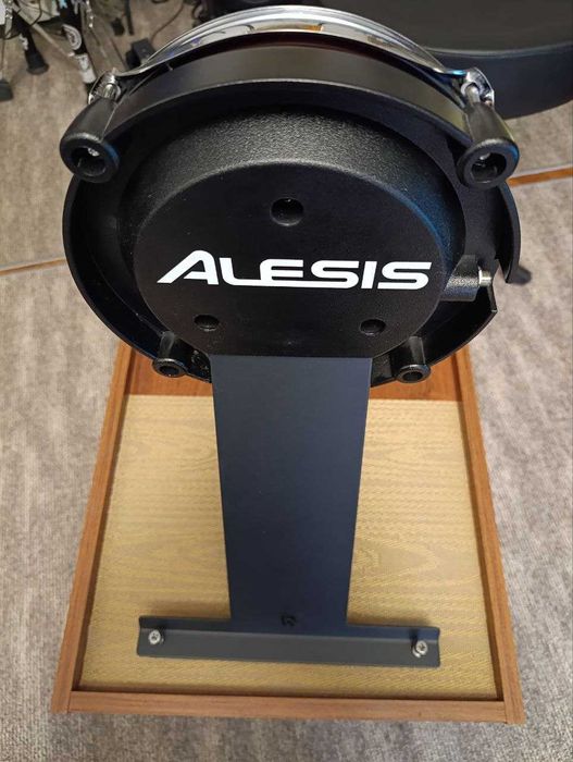 Alesis kick drum pad 8