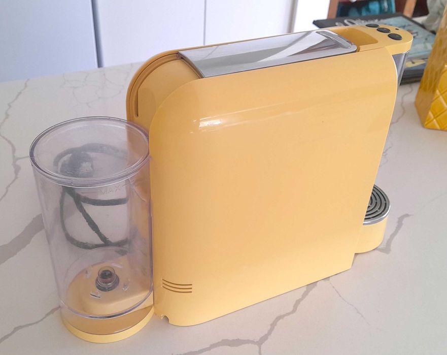 Máquina de Café Specialista Pingo Doce edição limitada amarela