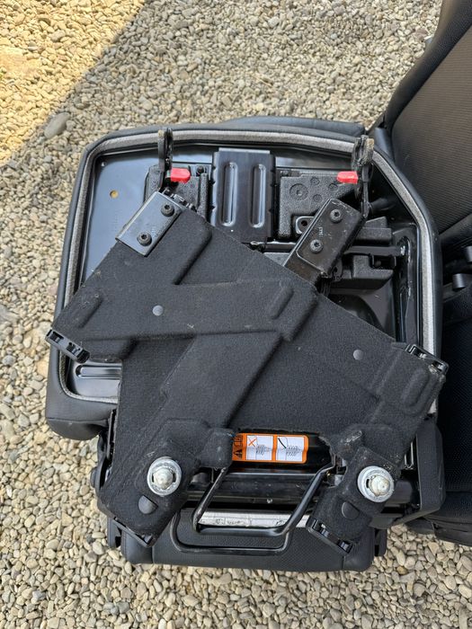 Сидіння сиденья трансформер з форд Ц-макс. C-MAX